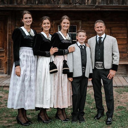 Feriendorf Joggler - Chalets Nahe Der Gondel 齐勒河谷采尔 外观 照片