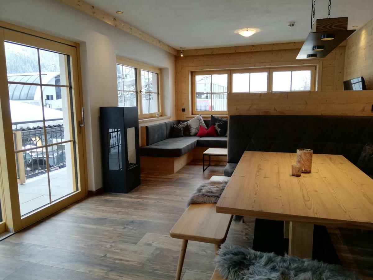 Feriendorf Joggler - Chalets Nahe Der Gondel 齐勒河谷采尔 外观 照片
