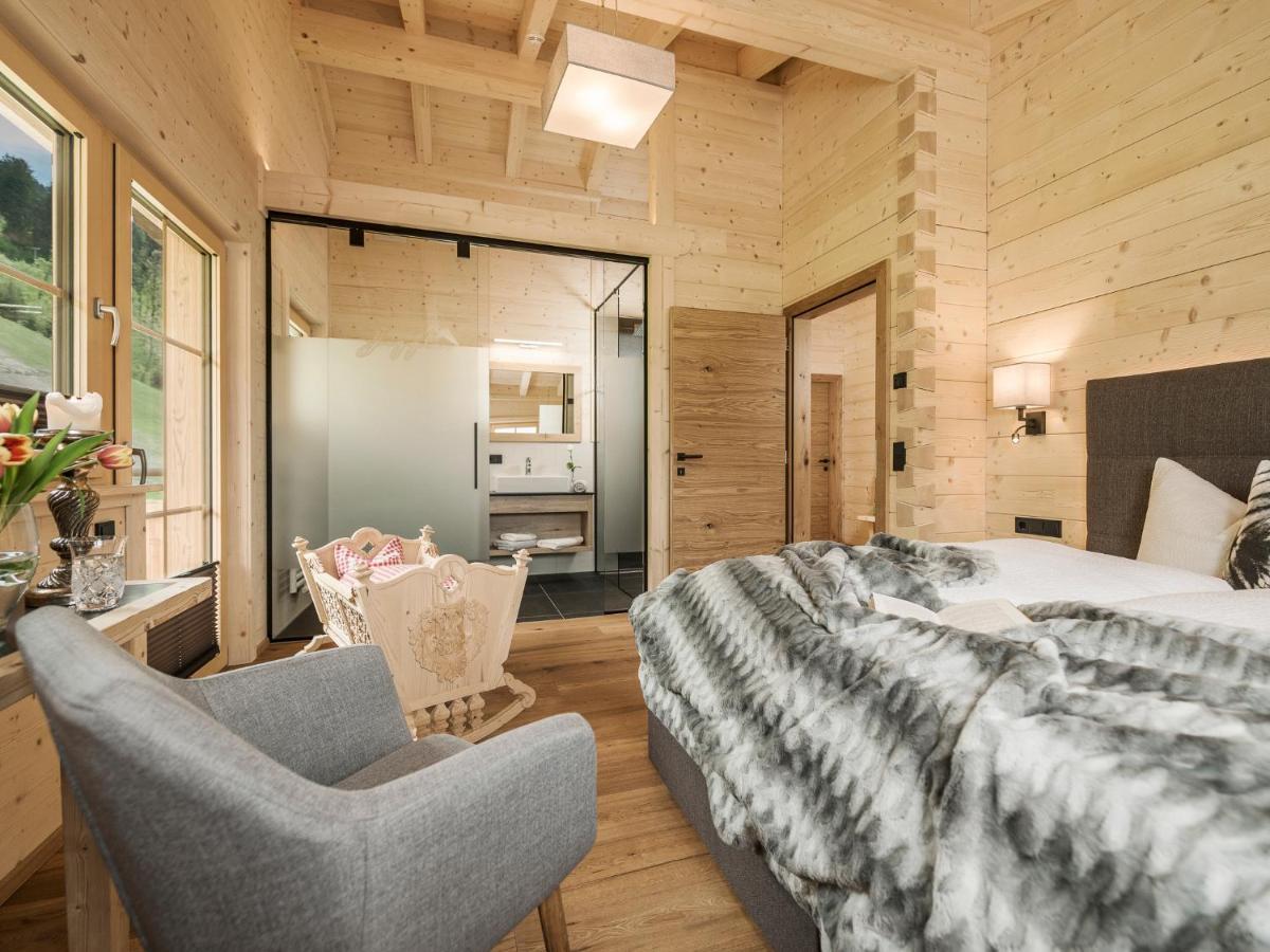 Feriendorf Joggler - Chalets Nahe Der Gondel 齐勒河谷采尔 外观 照片